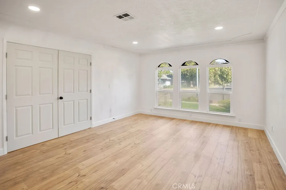 1300 Kensington Merced, CA 95340