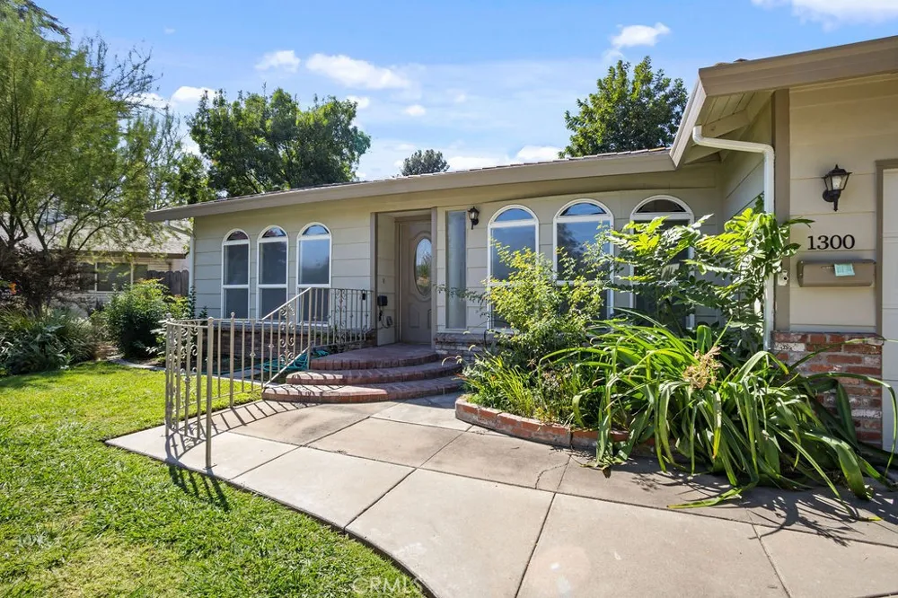 1300 Kensington Merced, CA 95340