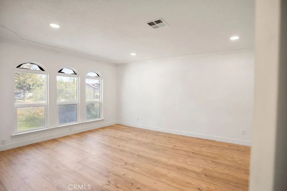 1300 Kensington Merced, CA 95340