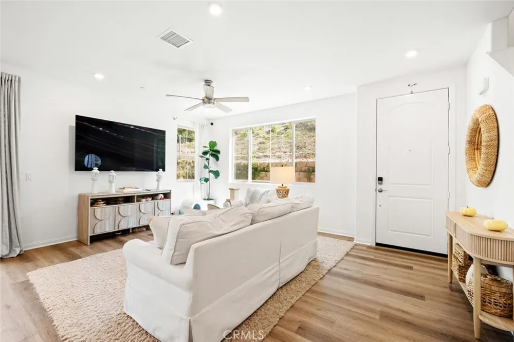 1852 Red Willow Oceanside, CA 92056