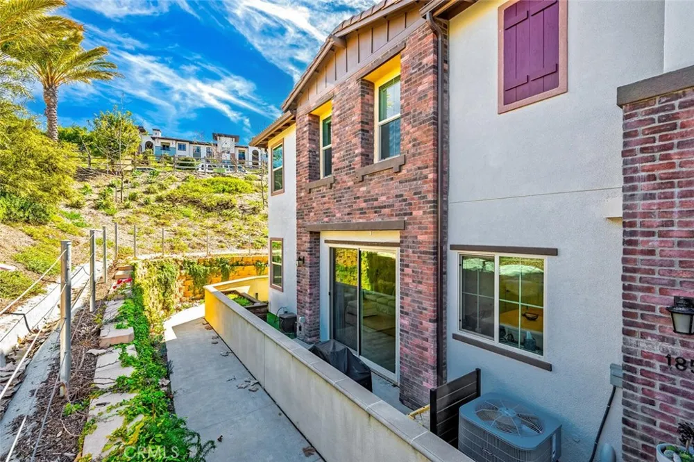 1852 Red Willow Oceanside, CA 92056
