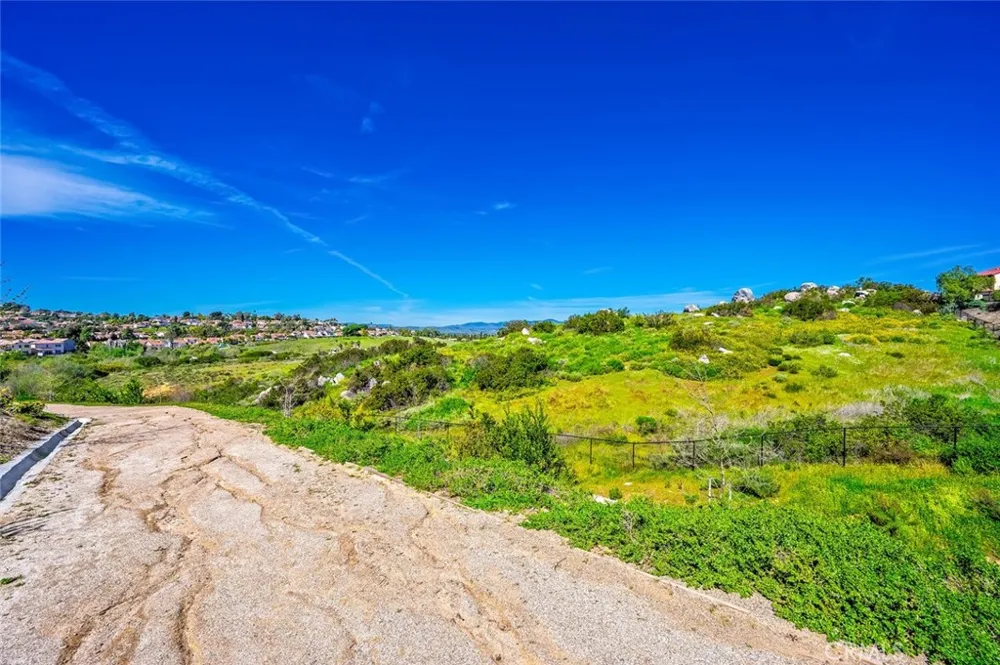 1852 Red Willow Oceanside, CA 92056