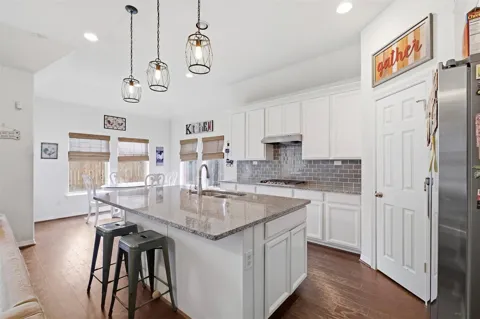 3118 Frost Corner Place