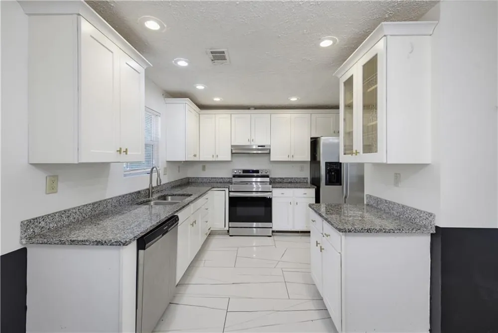 3328 Clevemont Way Ellenwood, GA 30294
