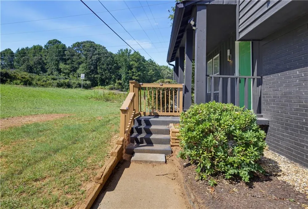 3328 Clevemont Way Ellenwood, GA 30294