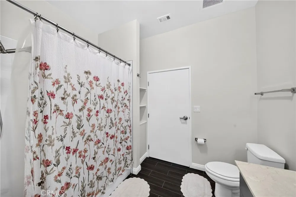 435 W Center Street #316 Anaheim, CA 92805
