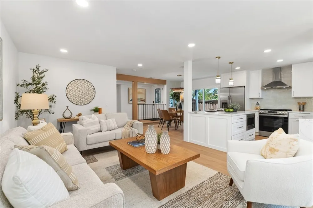 18456 Gina Lane Huntington Beach, CA 92646