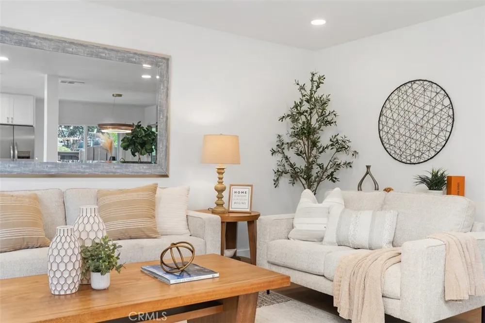 18456 Gina Lane Huntington Beach, CA 92646