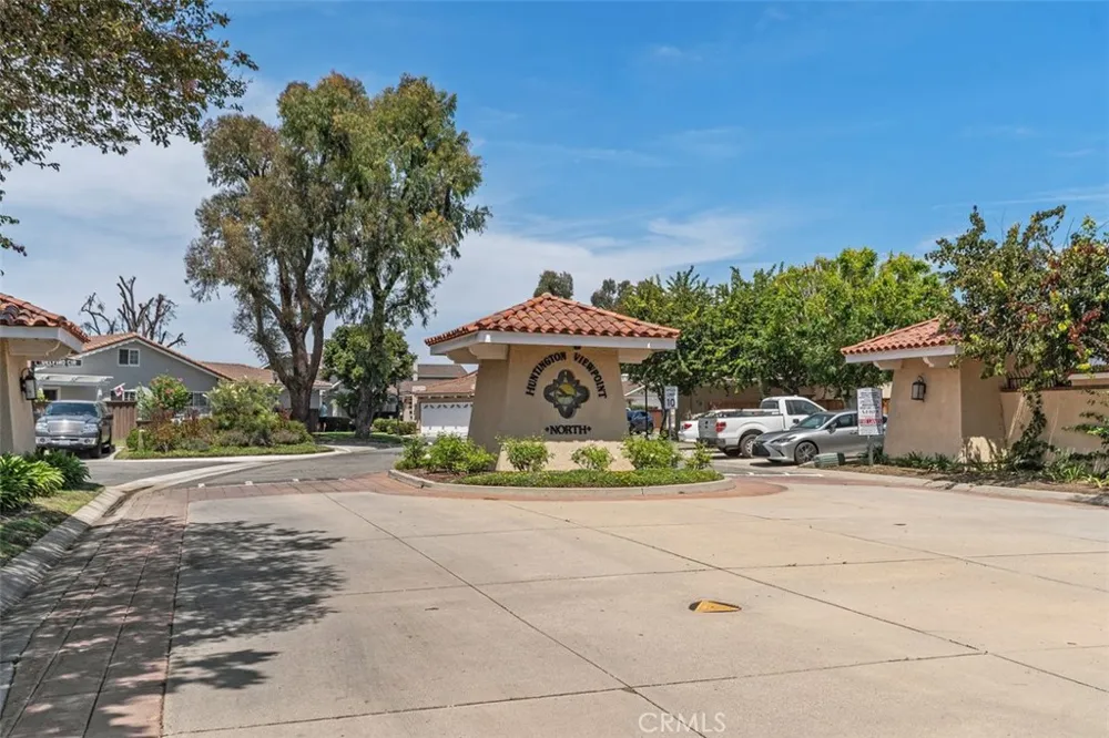 18456 Gina Lane Huntington Beach, CA 92646