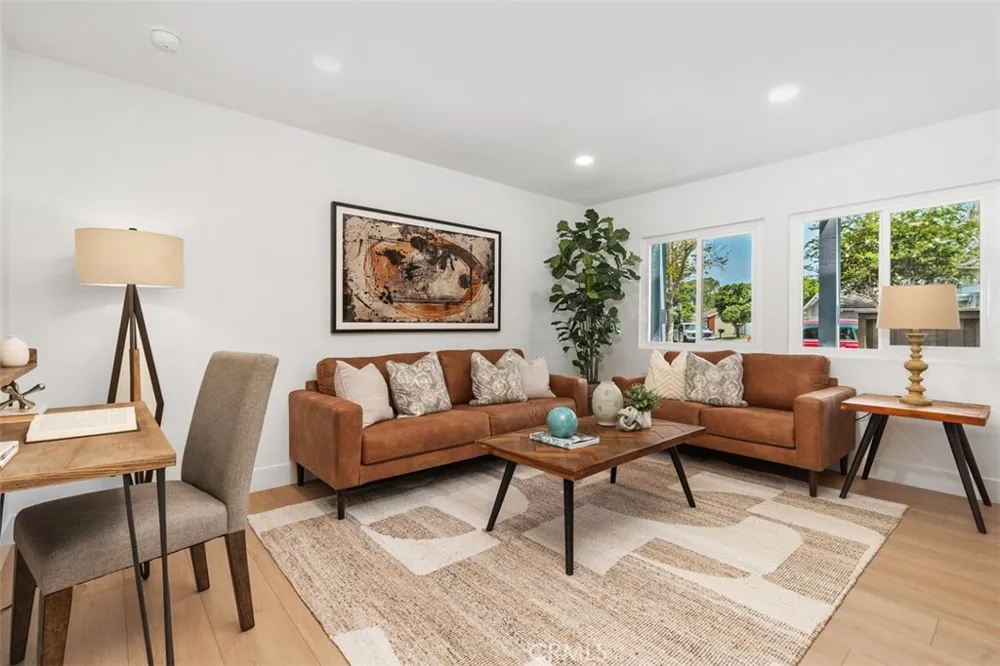 18456 Gina Lane Huntington Beach, CA 92646