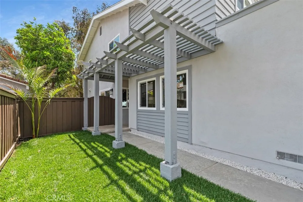 18456 Gina Lane Huntington Beach, CA 92646