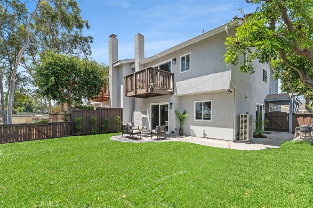 18456 Gina Lane Huntington Beach, CA 92646