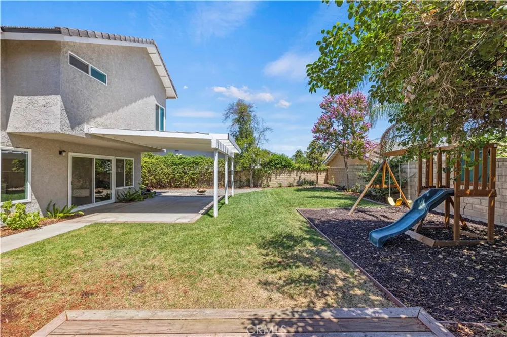 25768 Miguel Court Valencia, CA 91355