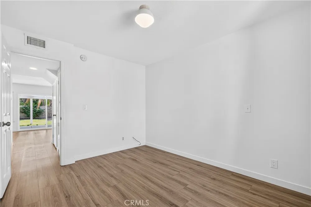 25768 Miguel Court Valencia, CA 91355