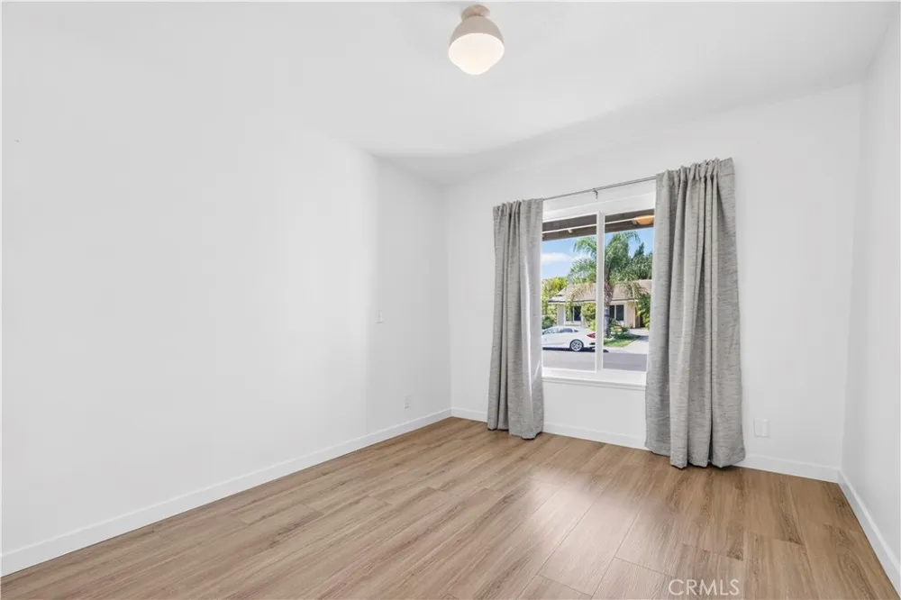 25768 Miguel Court Valencia, CA 91355