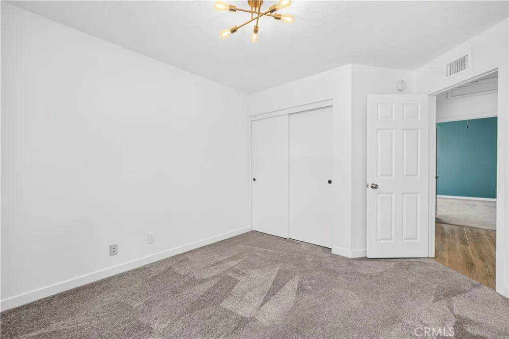 25768 Miguel Court Valencia, CA 91355