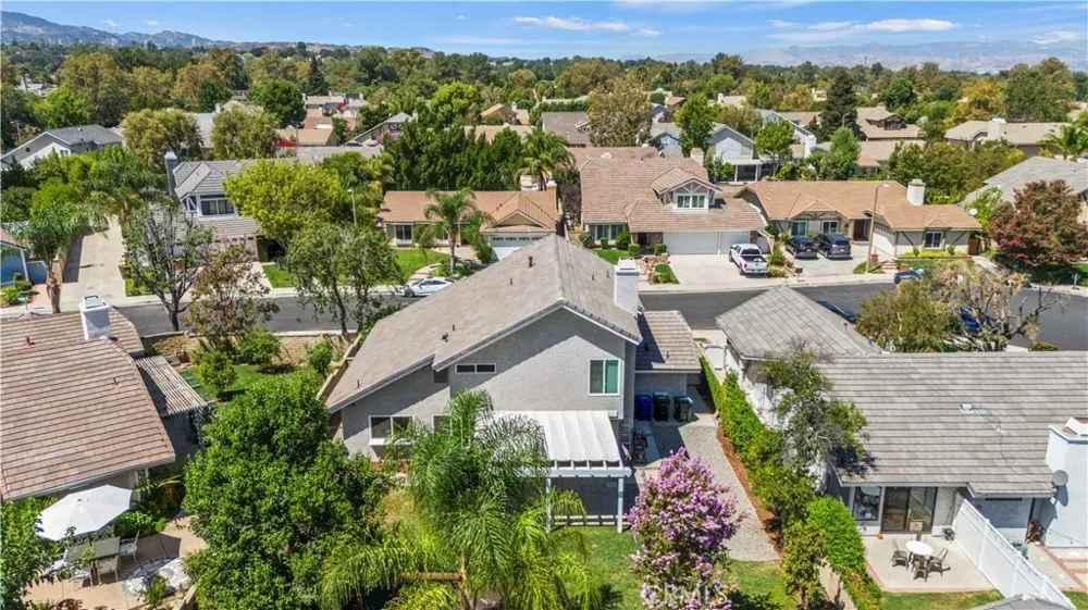25768 Miguel Court Valencia, CA 91355