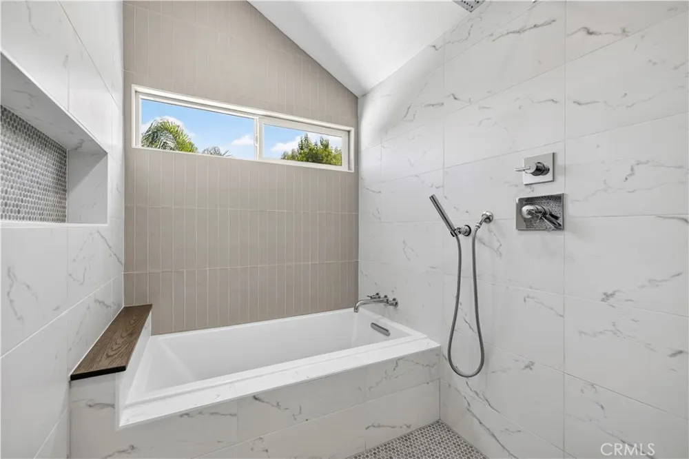 25768 Miguel Court Valencia, CA 91355