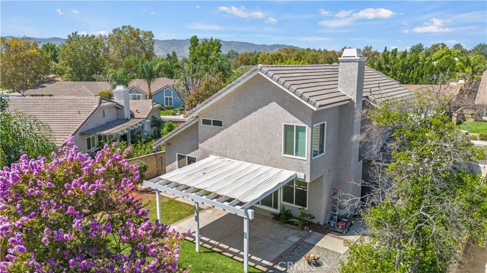 25768 Miguel Court Valencia, CA 91355