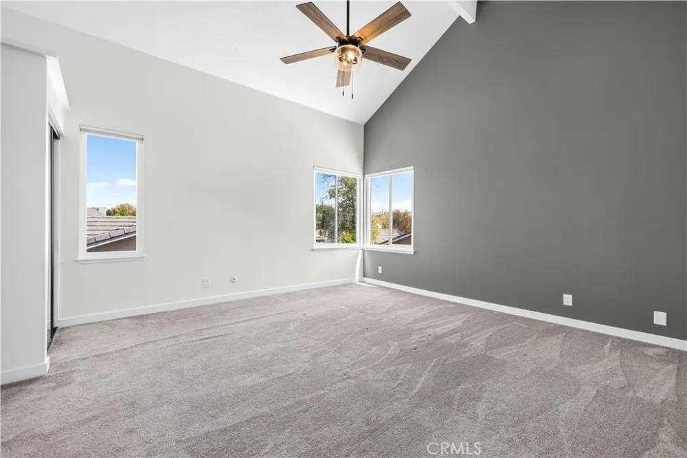 25768 Miguel Court Valencia, CA 91355