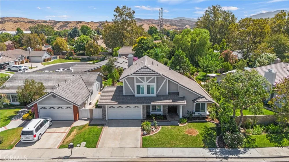 25768 Miguel Court Valencia, CA 91355