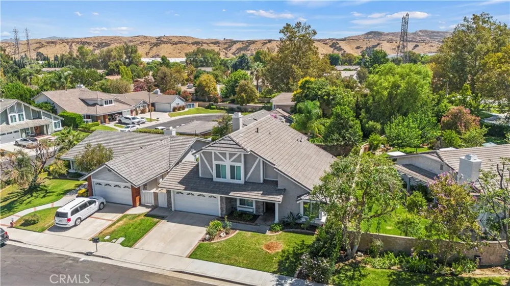 25768 Miguel Court Valencia, CA 91355