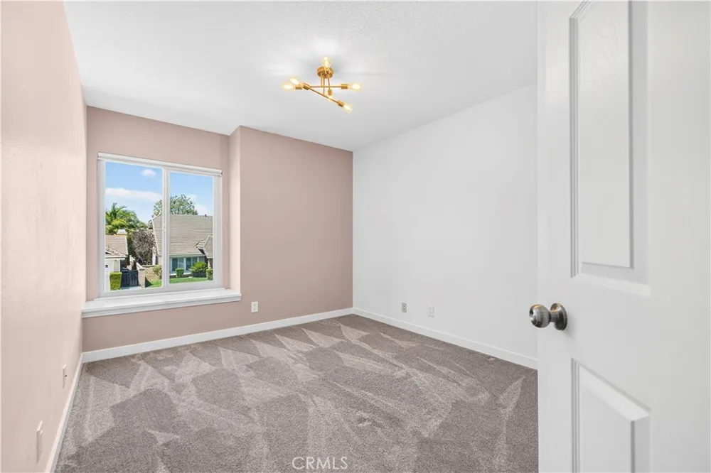 25768 Miguel Court Valencia, CA 91355
