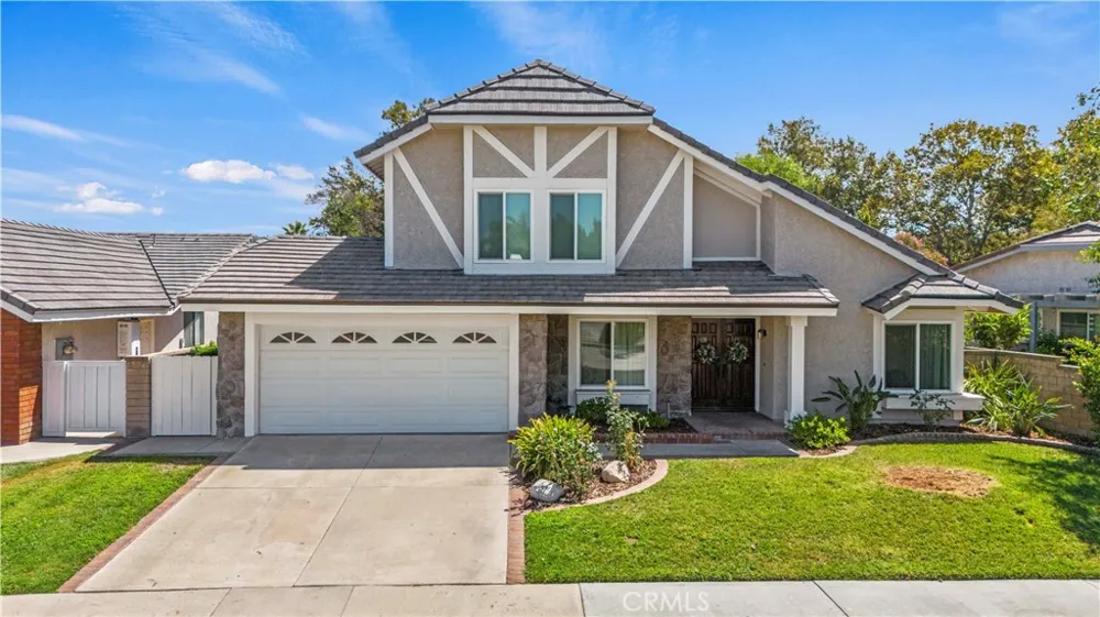 25768 Miguel Court Valencia, CA 91355
