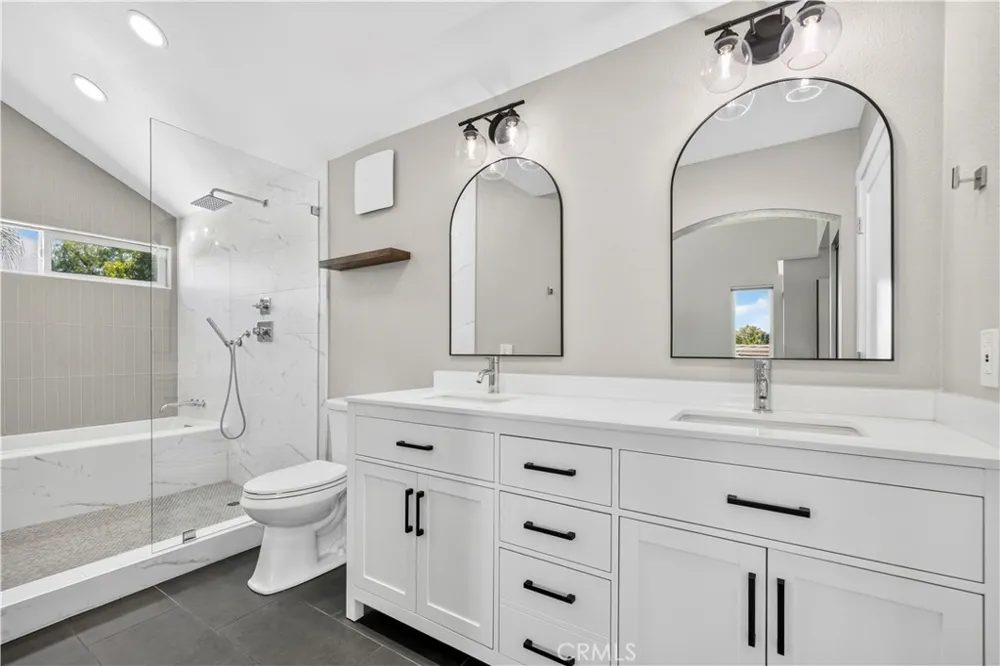 25768 Miguel Court Valencia, CA 91355