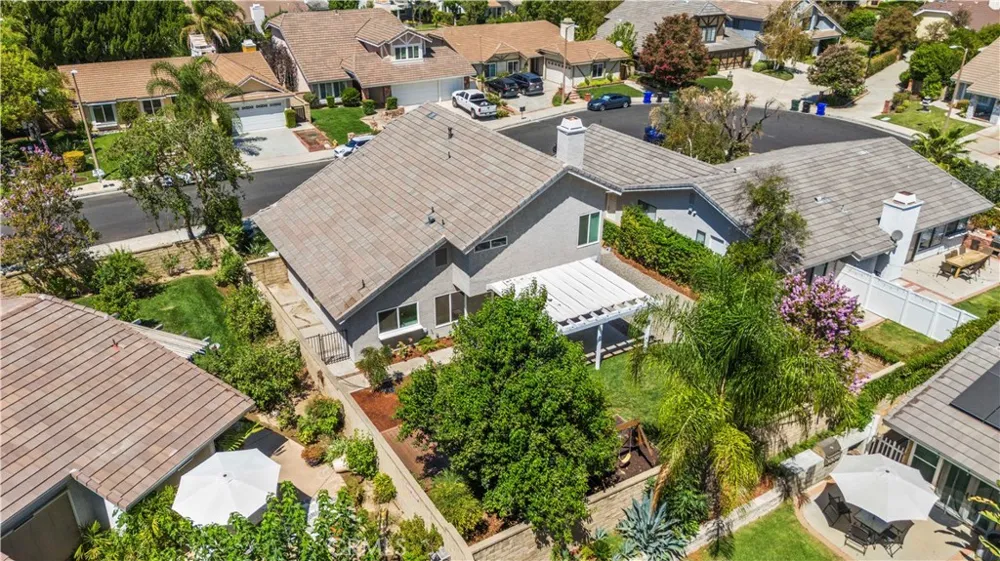 25768 Miguel Court Valencia, CA 91355