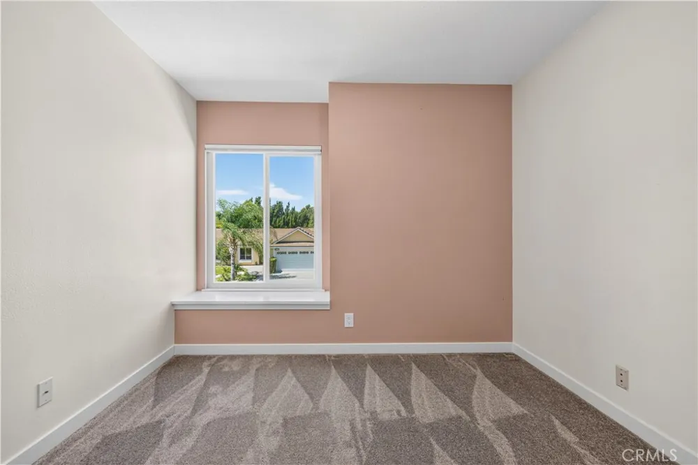 25768 Miguel Court Valencia, CA 91355