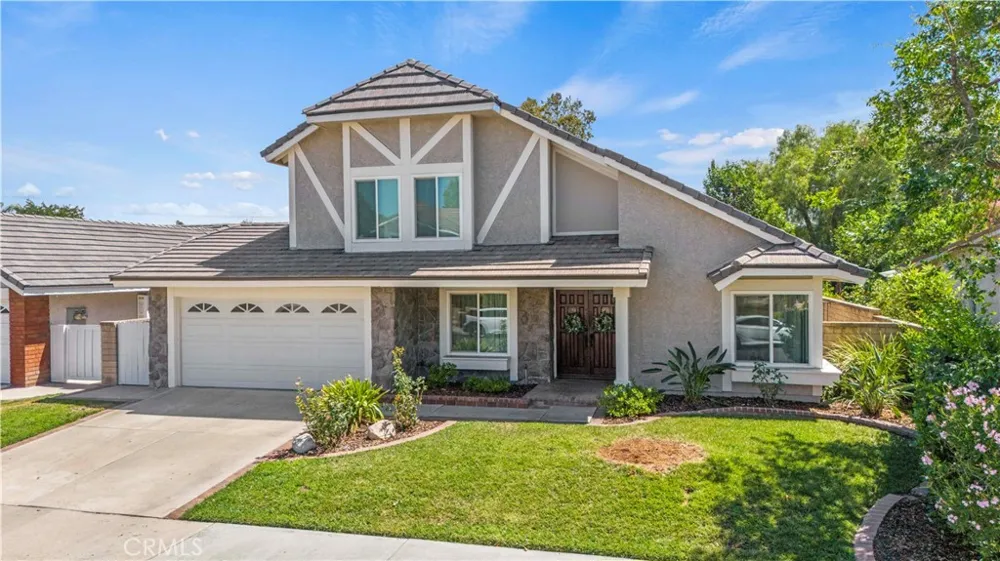 25768 Miguel Court Valencia, CA 91355