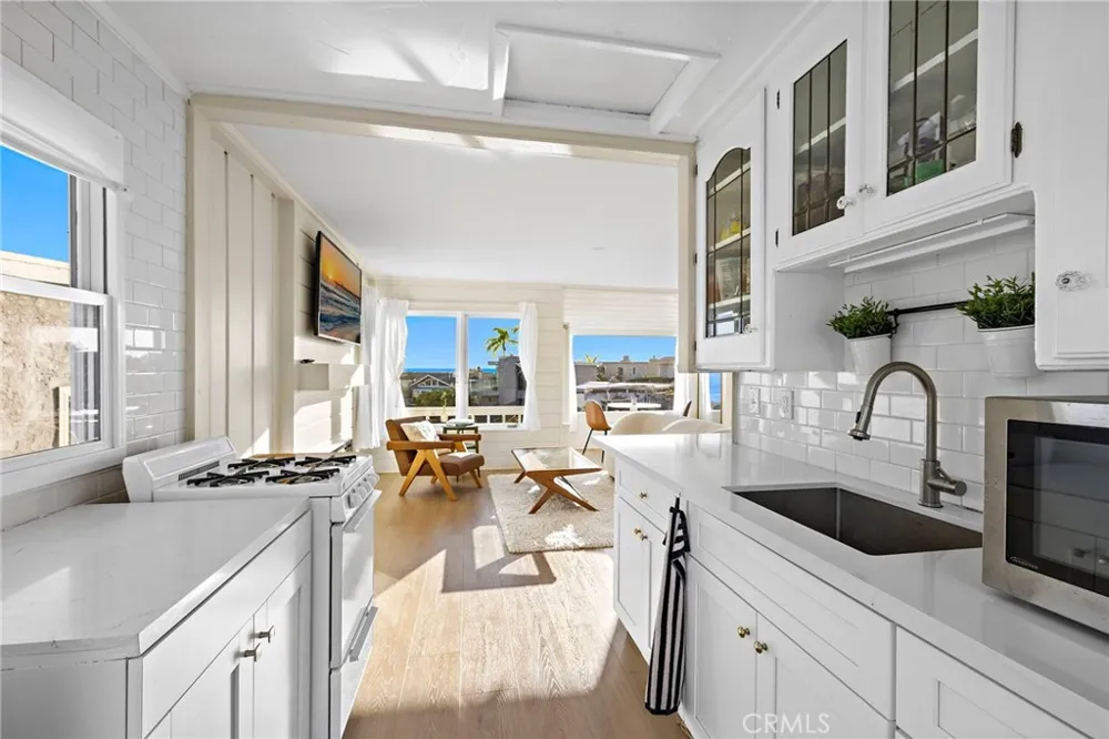 2746 S Coast Laguna Beach, CA 92651
