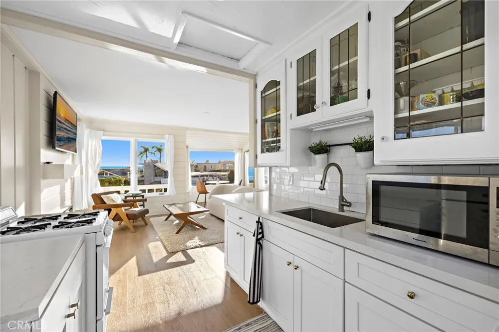 2746 S Coast Laguna Beach, CA 92651