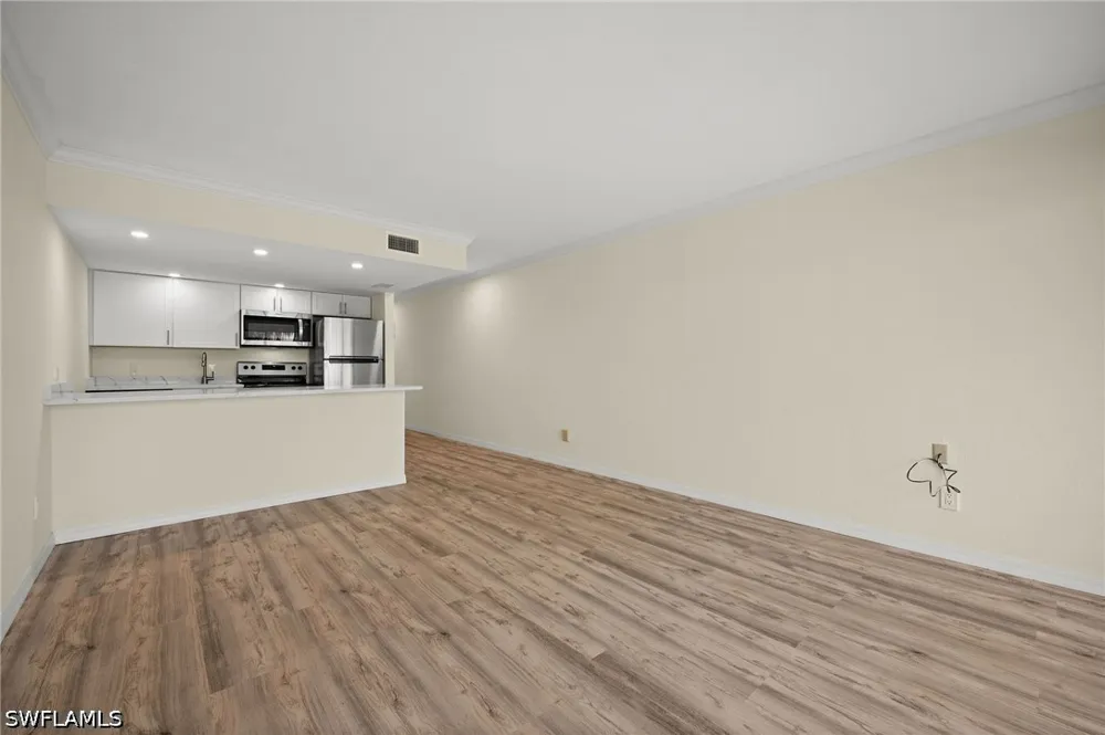 Southbay Drive #207 Naples, FL 34108