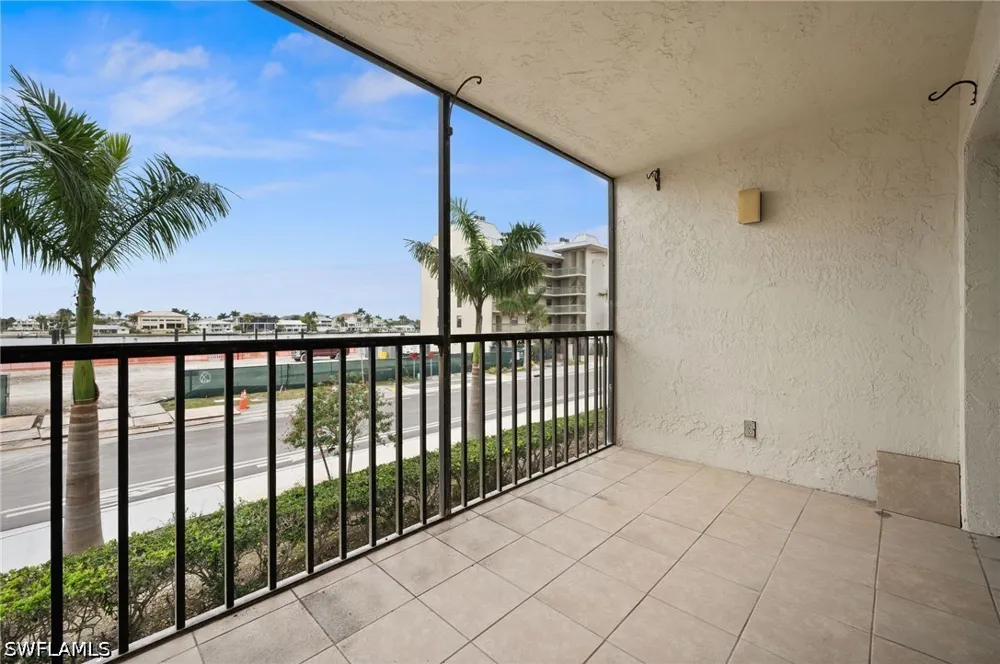 Southbay Drive #207 Naples, FL 34108