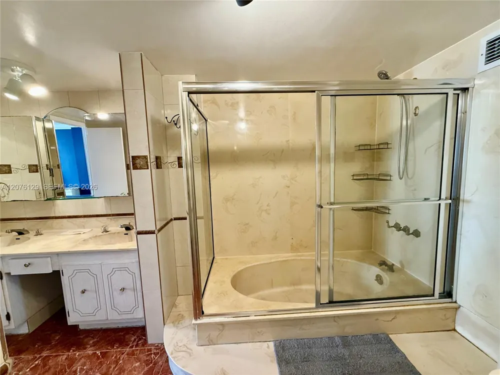 1833 S Ocean Dr #210 Hallandale Beach, FL 33009