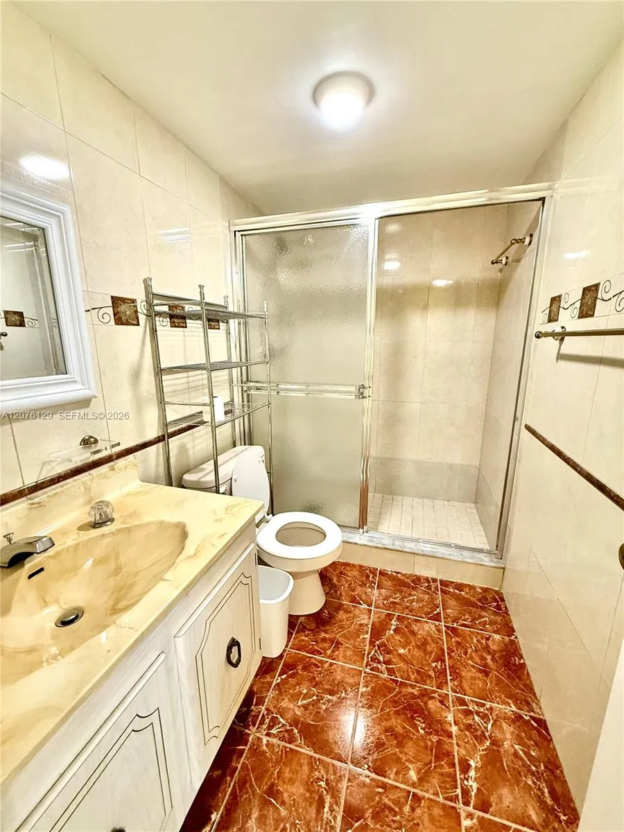 1833 S Ocean Dr #210 Hallandale Beach, FL 33009