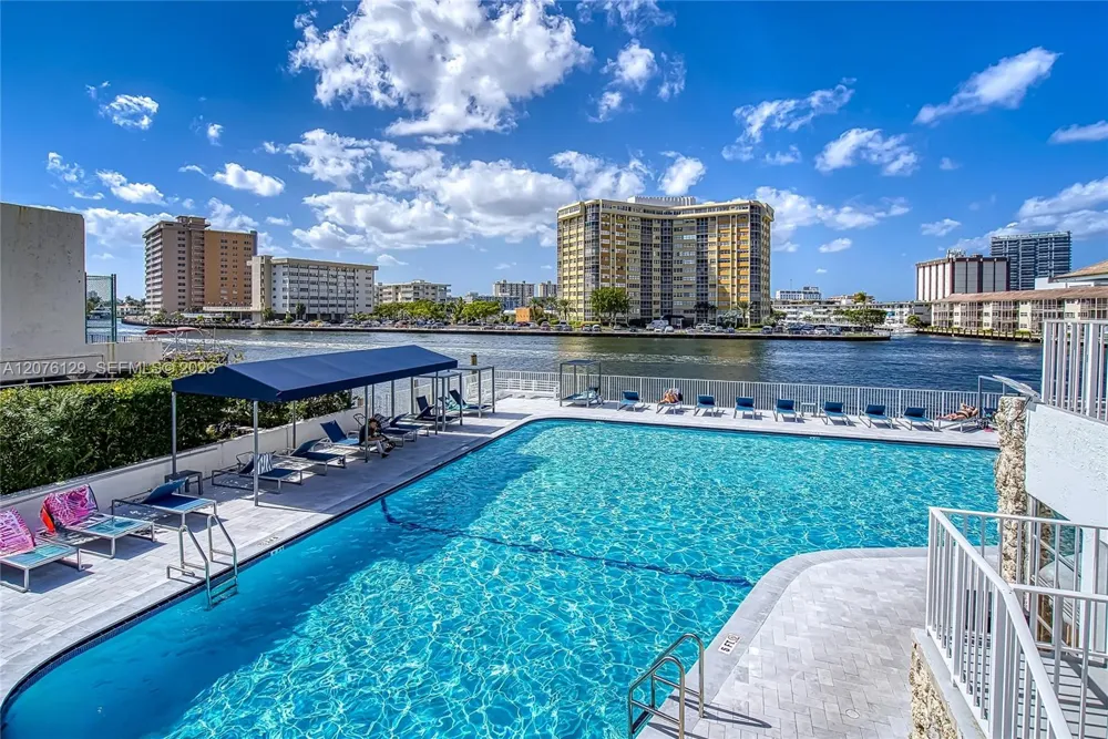1833 S Ocean Dr #210 Hallandale Beach, FL 33009
