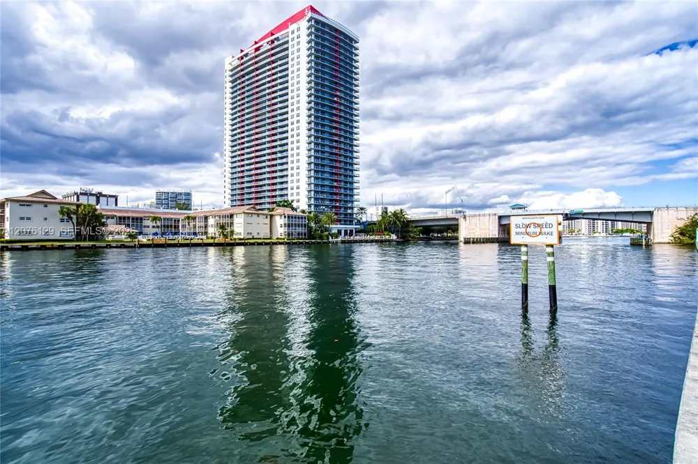 1833 S Ocean Dr #210 Hallandale Beach, FL 33009