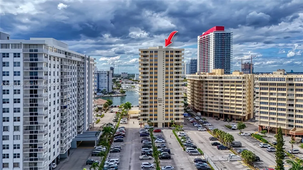 1833 S Ocean Dr #210 Hallandale Beach, FL 33009