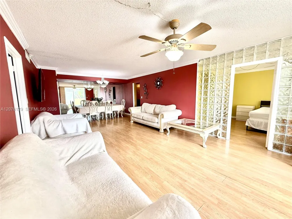 1833 S Ocean Dr #210 Hallandale Beach, FL 33009