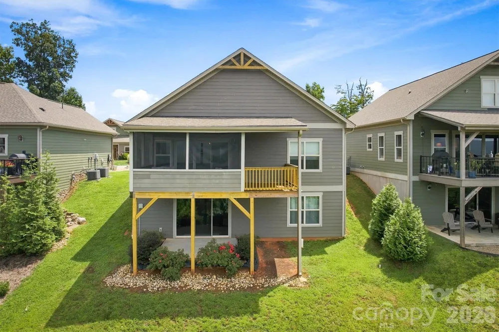 1386 River Club Ridge Lenoir, NC 28645
