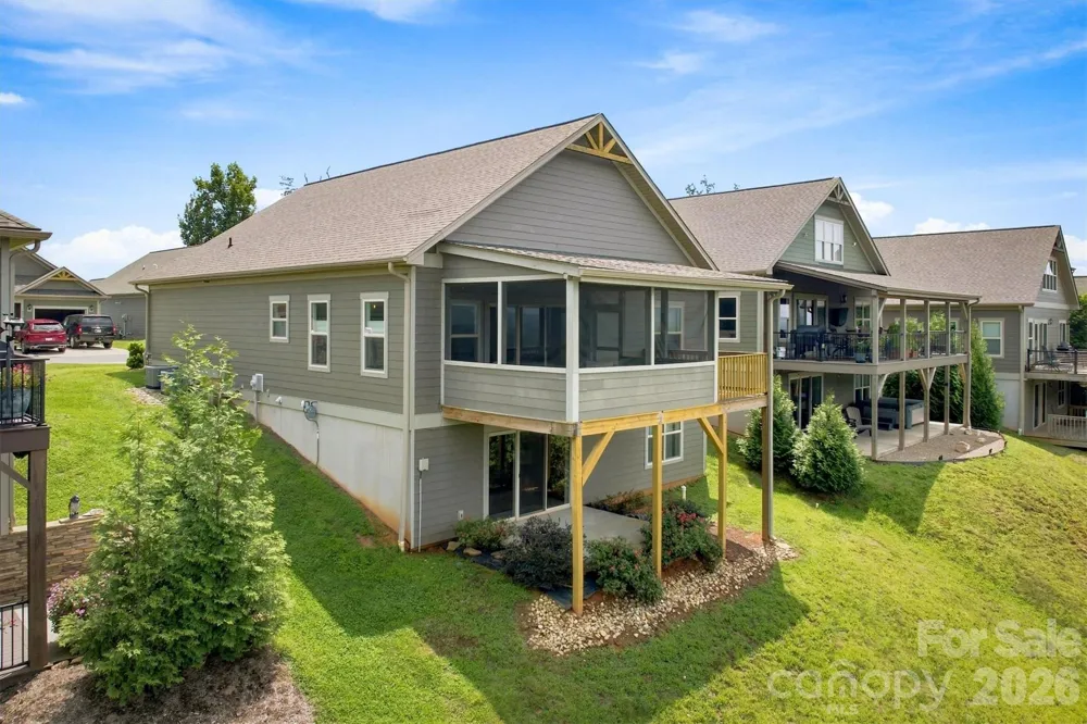 1386 River Club Ridge Lenoir, NC 28645
