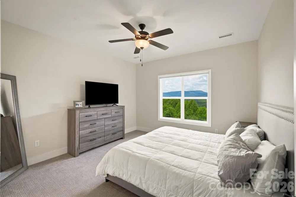 1386 River Club Ridge Lenoir, NC 28645
