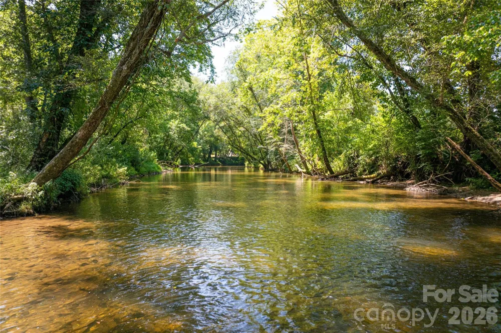 1386 River Club Ridge Lenoir, NC 28645