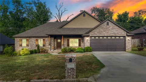 2304 Vail Drive