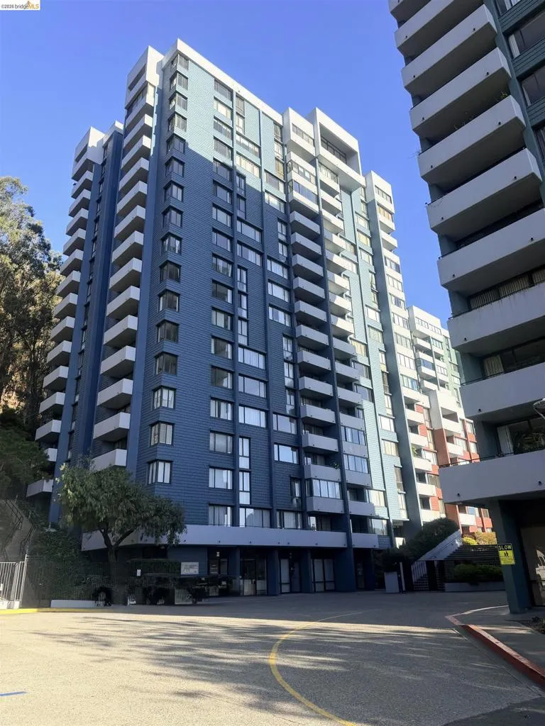 555 Pierce St #1021 Albany, CA 94706