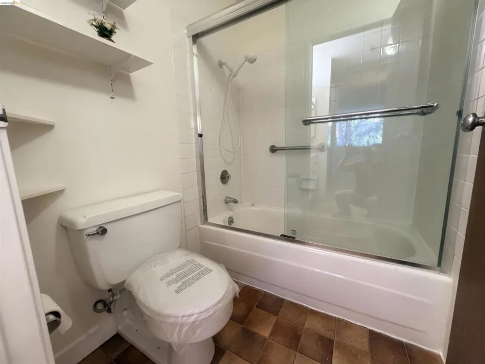 555 Pierce St #1021 Albany, CA 94706