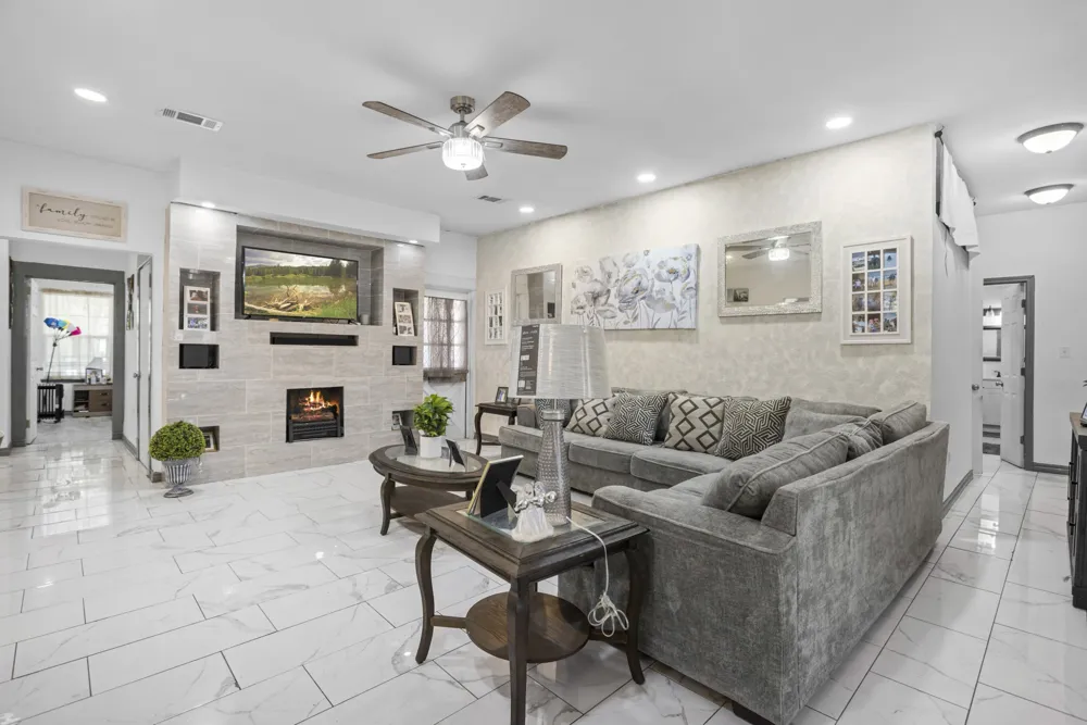 811 Ward Street Marlin, TX 76661